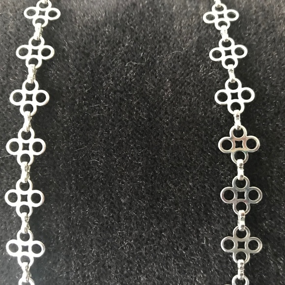 Tory Burch Mini Clover Necklace - Picture 4 of 5